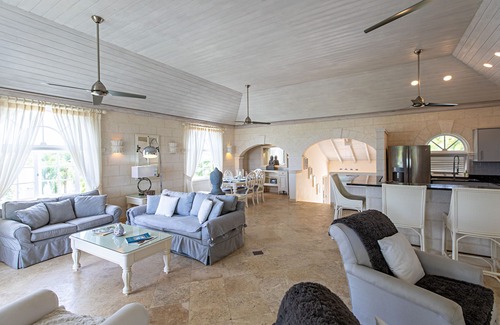 Merlin Bay Villa | Stunning - Royal Villa 12
