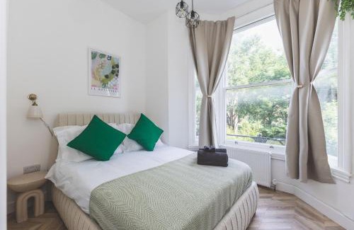 Highbury Apartment | Stunning serviced apartments GREAT location - perfect for Corporate,Contractors and Leisure Clients
