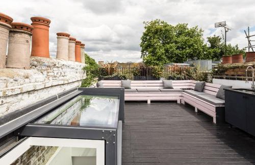 Islington Apartment | Stunning Townhouse with large roof terrace