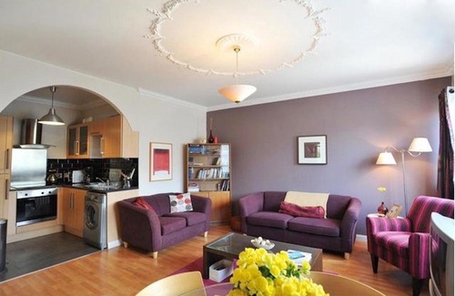 St. Pancras Apartment | Stunning two bed in Russell Square