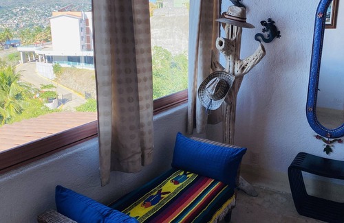 Ixtapa - Zihuatanejo Condo | Stunning View of Zihua! Relax and enjoy a wonderful time at Preciosa