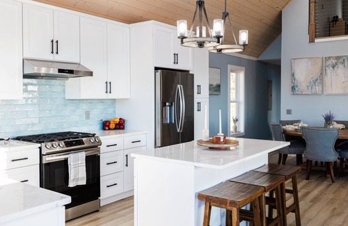 Burnsville Other | Stunning Views, Game/Movie RM, 2 decks, 1h to AVL, 5BR/3 Bath, Grill, fire pit