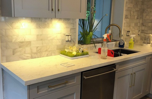 West Vancouver House | Stunning Views in West Vancouver w/Pool + Hot Tub close to Downtown Vancouver