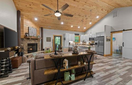 Almond House | Stunning Views, Superb Atmosphere, Modern Amenities, In the Middle of Nature