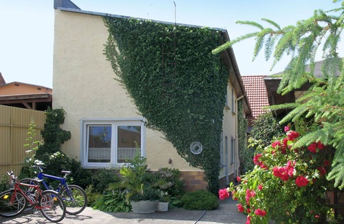 Garz/Rugen House | Stunning villa for 4 guests with WIFI, TV and terrace