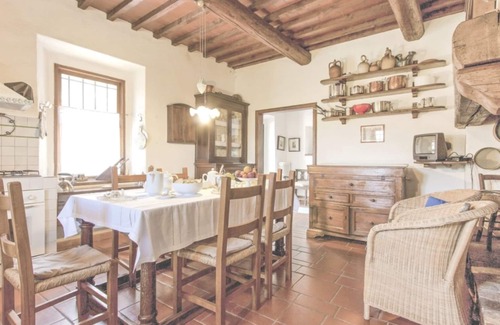 Rignano sull'Arno Villa | Stunning villa for 6 guests with WIFI, private pool, TV and panoramic view