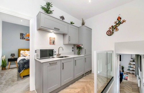 Boroughbridge House | Stunning villa for 2 guests with WIFI and pets allowed