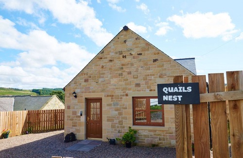 Edlingham House | Stunning villa for 4 people with WIFI, TV and pets allowed