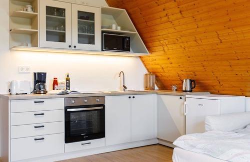 Badacsonytomaj House | Stunning villa for 4 people with A/C, WIFI, TV and balcony