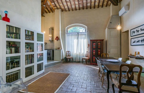 Lorenzana Villa | Stunning villa for 4 guests with A/C, pool, WIFI