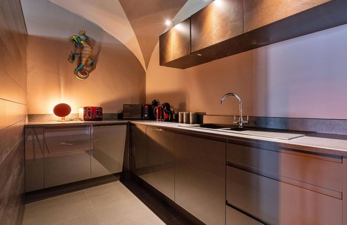 Hickleton House | Stunning villa for 9 people with WIFI, TV, terrace and pets allowed