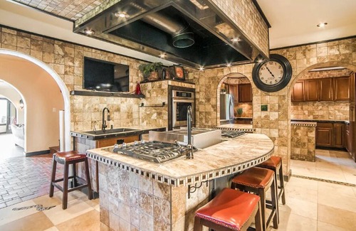 Tacoma Villa | Stunning Water View Sunsets-Dble Chefs Kitchen-Green Clean