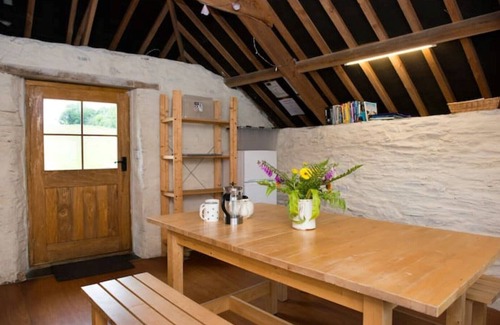 Lanteglos Cabin | Stunning Yurt 'Pencarrow' with hot tub close to hidden coves