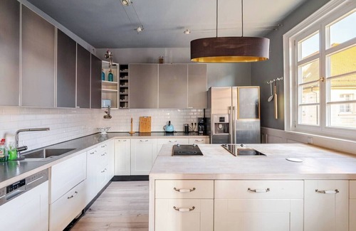 Konigsbach-Stein House | Style house| 340m² |1-6 adults + 2 kids | central | P