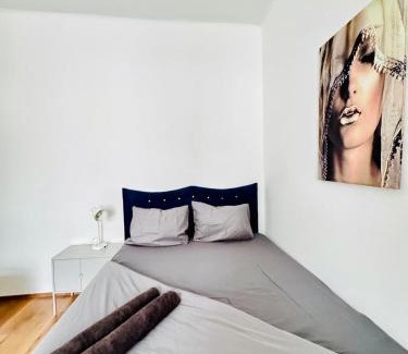 Brigittenau Apartment | Stylih & Spacious Studio Close to Augarten Park