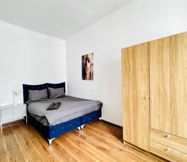 Brigittenau Apartment | Stylih & Spacious Studio Close to Augarten Park