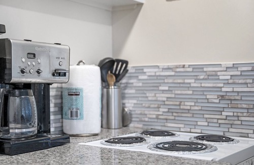 Coconut Grove Apartment | Stylish 1BR Apartment with AC, Full Kitchen & W/D - Just Steps to the Beach