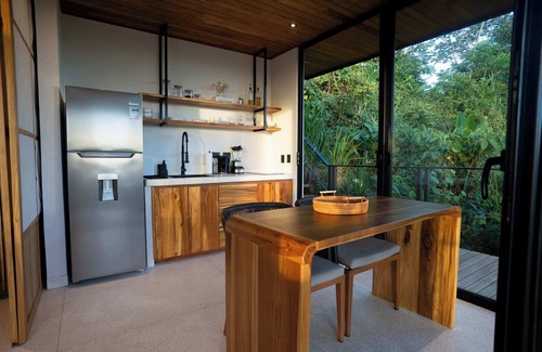 Santiago House | Stylish 1BR Stunning Balcony Views