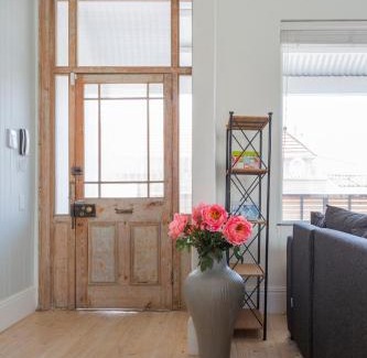 Sea Point House | Stylish 2 bedroom house in Excellent Position