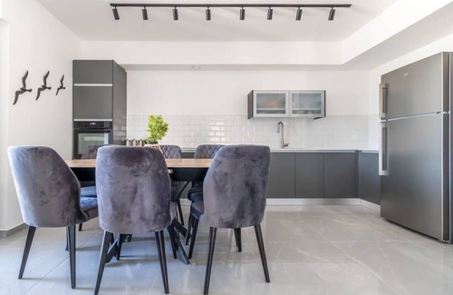 Jerusalem City Centre Condo | Stylish 2 Bedroom In City Center