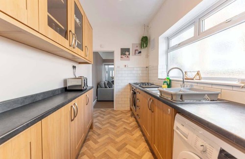 Coventry House | Stylish 3-Bed House near NEC - HS2 - BHX Airport