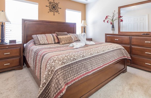 Crestwynd Bay House | Stylish 3 bed townhouse located in Crestwnyd Bay, just minutes from Disney World