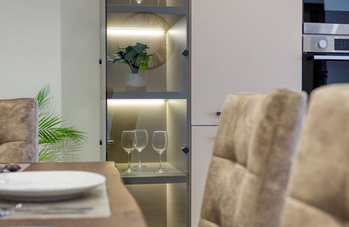 St. Andrew's Apartment | ✨ Stylish 3-bedroom in Swieqi 🇲🇹 – just minutes from beaches, restaurants & nightlife 🌊🍴🎶. Your perfect Malta getaway awaits! 🌴☀️