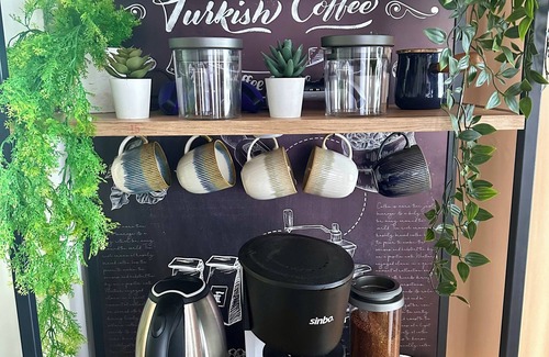 Emin Sinan Apartment | Stylish 3 Room Flat 3 AC, WiFi Walk to Grandbazaar High speed WiFi , AC