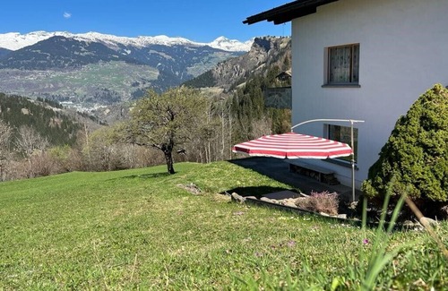 Pitasch Apartment | Stylish 4 1/2-room garden/holiday apartment with lots of privacy