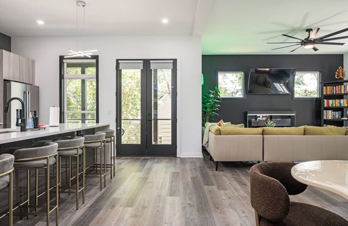 Peoplestown Apartment | Stylish 4BD/3.5BA Summerhill Getaway Near Beltline