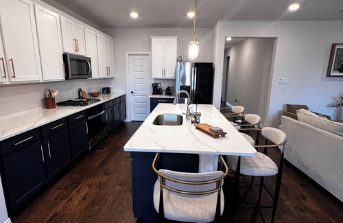 Princeton House | Stylish 4BR Home in Princeton. Large Yard,Pool,Workspace. Near Frisco & McKinney