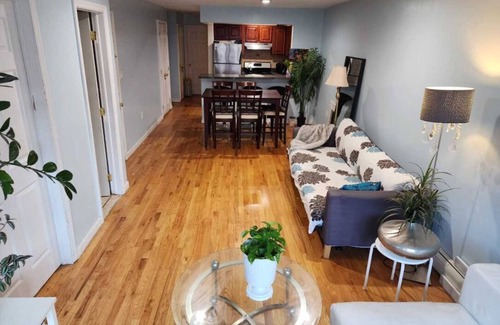 Prospect Lefferts Gardens Apartment | Stylish and cozy apartment near good city transportation