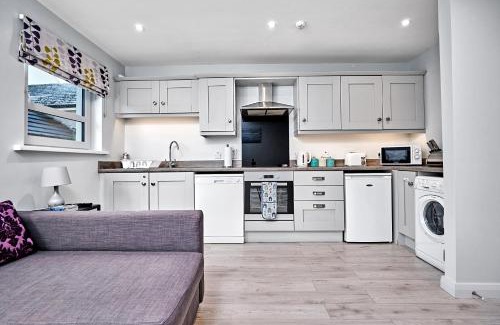 Portglenone Apartment | Stylish apartment close to Causeway Coast & Glens
