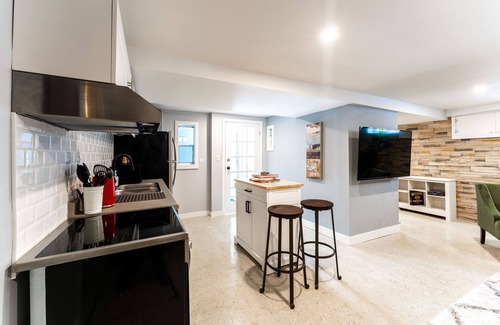 Cambridge Apartment | Stylish Apartment for Work or Study in Cambridge
