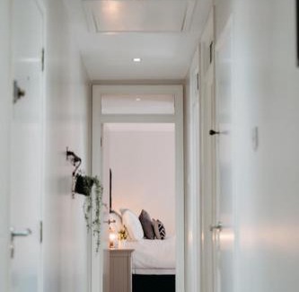 Belfast Central District Apartment | Stylish Belfast City Centre 2 Bedroom Apt Free Parking