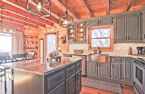 Tate Cabin | Stylish Bent Tree Home w/spectacular views in resort community!