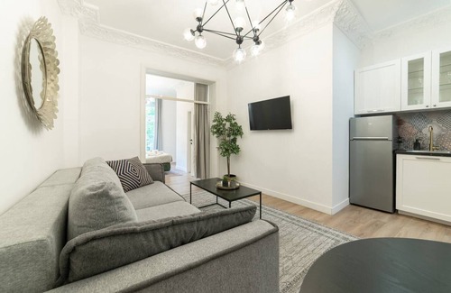 Savamala Apartment | Stylish bright apt. 8 min from Knez M.+Parking/12e