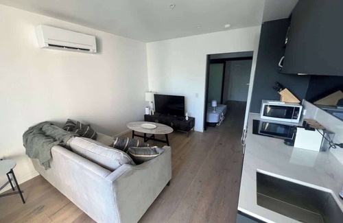 Reid Apartment | Stylish Central Apartment in Canberra