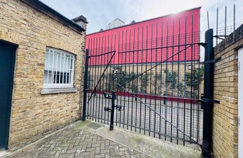 Ferndale Apartment | Stylish & Cosy 2 bedrooms Mews