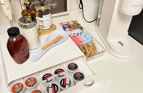 Ocean Springs House | Stylish & Cozy Cottage, 1 mile to downtown Ocean Springs! Golf Cart District