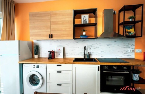 Qawra Apartment | Stylish Duplex Holiday Retreat