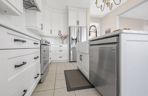 Hagersville House | Stylish Duplex for a great stay in Haldimand