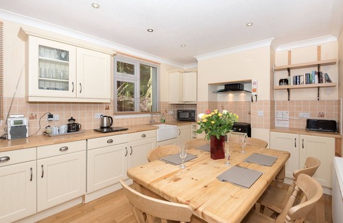 West Looe House | Stylish family house with superb views to the sea.