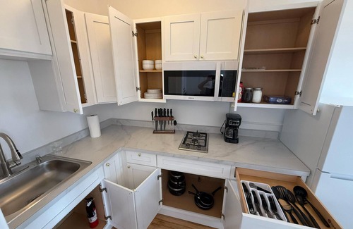 East Avenue Apartment | Stylish High Falls studio with a kitchen, Smart TV, and prime downtown location.