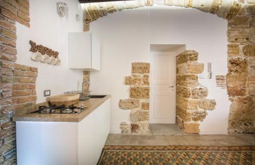 Albergheria Apartment | Stylish home in front of Casa Professa