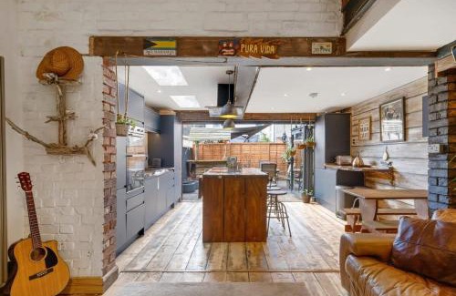 Exeter House | Stylish House w Free Parking Nr Exeter Centre