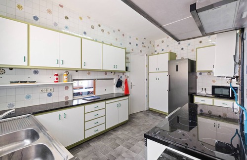 Castelldefels House | Stylish house with sea views in Bellamar - creative, relaxed & close to the beach