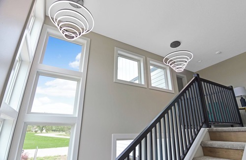 The Lakes House | Stylish Lake Shetek Escape with Marina Views close to Pelican Cove & Key Largo