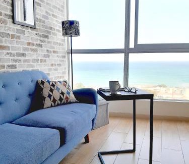 Magdalena del Mar Apartment | Stylish New Apartment with stunning Ocean View near Miraflores