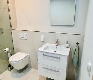 Nordend-Ost Apartment | Stylish New Apt near Merianplatz
